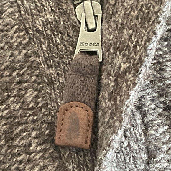 Roots Brown Men's Sweater - Picture 2 of 12